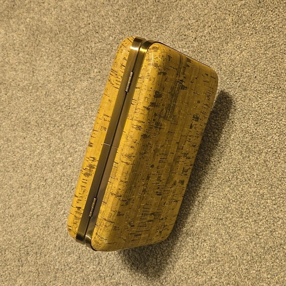 Hallmark Golden Cork Clutch - Picture 6 of 6